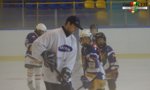 22.07.2010 - Hokejowe Lato w Krynicy-Zdroju Marek Zagrapan podczas treningu z dziemi na krynickim lodowisku