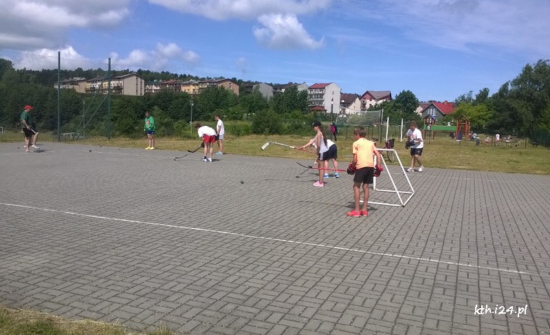 hokeistki MKHL Krynica podczas treningw na obozie szkoleniowo-rekreacyjnym we Wadysawowie - czerwiec 2015