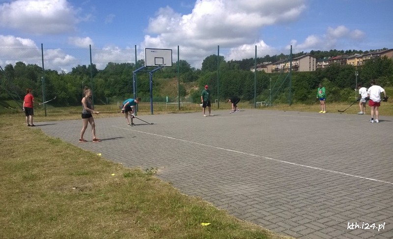 hokeistki MKHL Krynica podczas treningw na obozie szkoleniowo-rekreacyjnym we Wadysawowie - czerwiec 2015