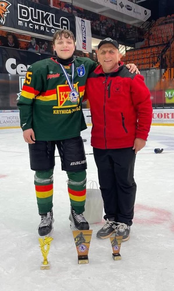 kateheci Mistrzami Ligi Karpackiej