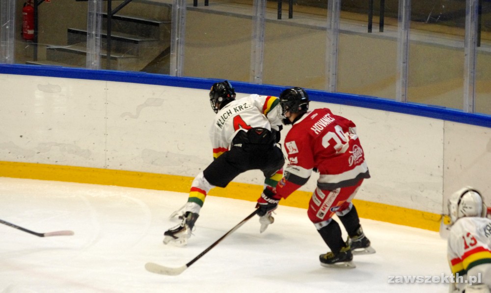 juniorzy młodsi w meczu z HC Presov w lidze słowackiej