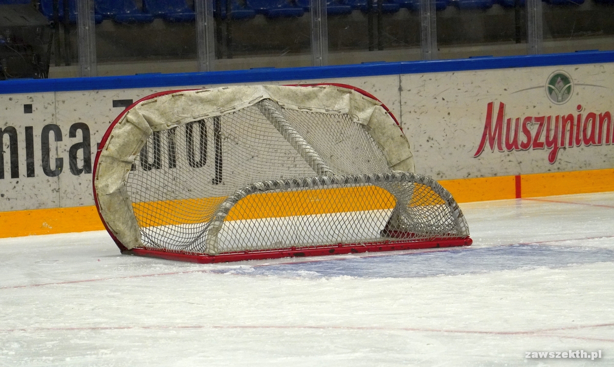 m�odzicy KTH w bara�ach