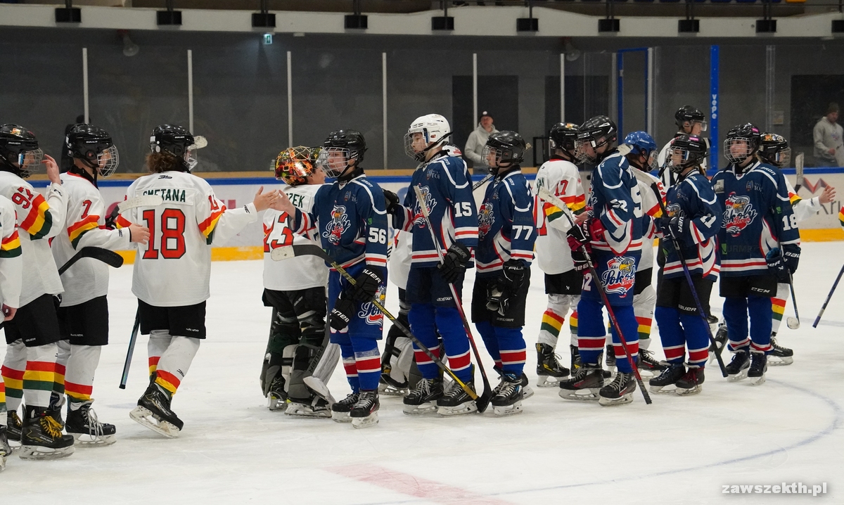 m�odzicy KTH w bara�ach