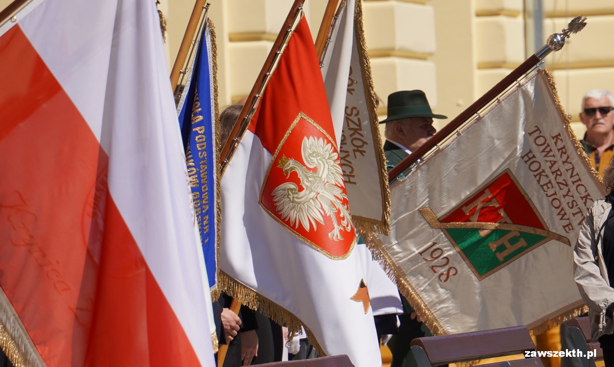 kateheci na uroczy�to�ciach upami�tnienia uchwalenia Konstytucji 3 Maja