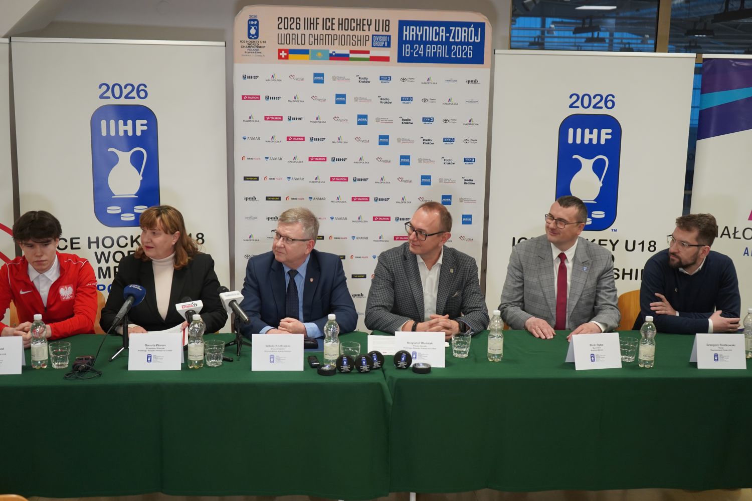 konferencja prasowa przed MS U18 D1