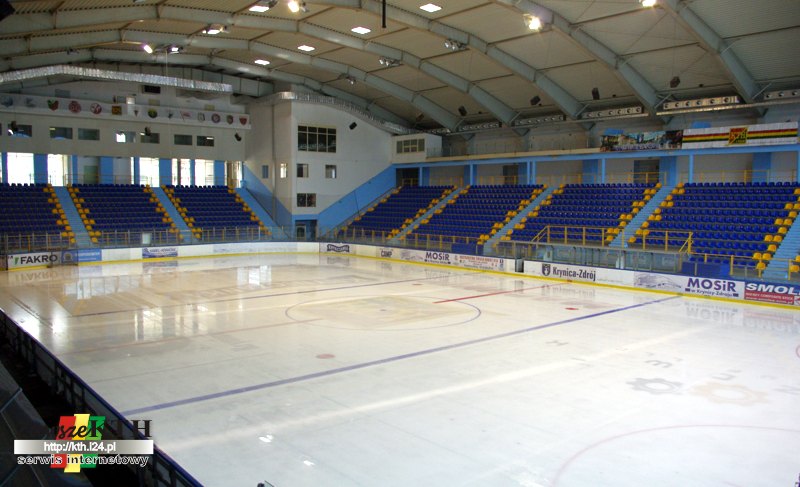 lodowisko w hali MOSiR w Krynicy-Zdroju